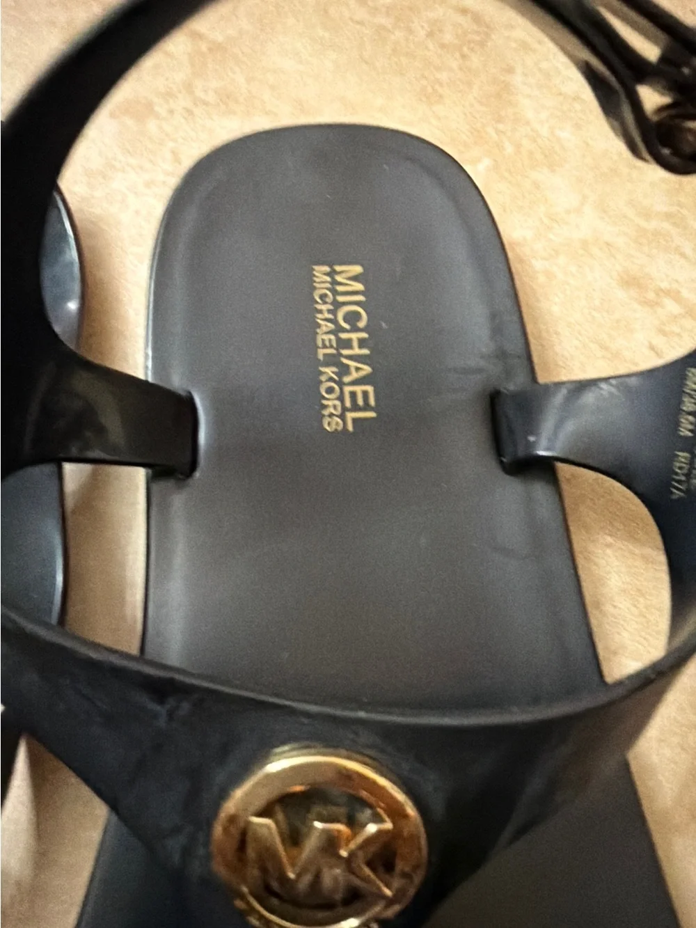 Lot mk sandals